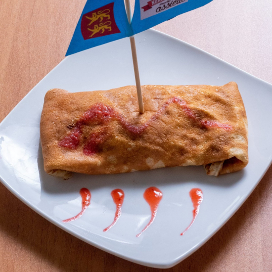 la-recette-du-dimanche-crepe-au-cidre-et-coulis-de-fraises